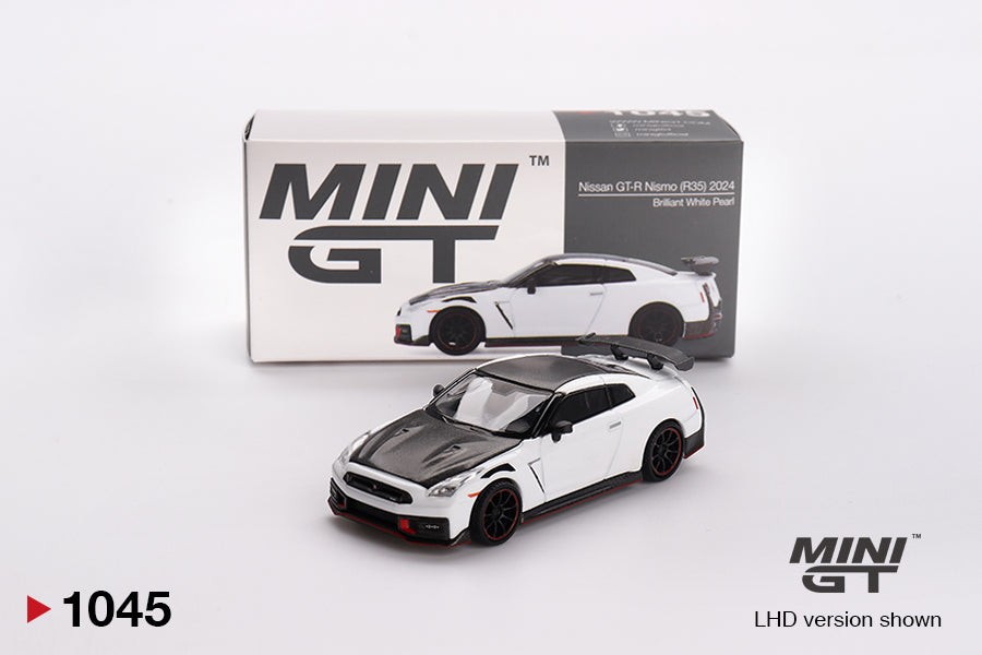 MINI GT #1045 Nissan GT-R NISMO R35 2024 Brilliant White Pearl – 1:64 Diecast